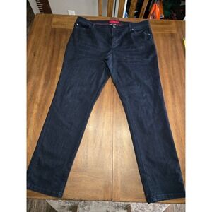L.L.Bean Womens True Shape Washed Indigo Straight Leg Size 18